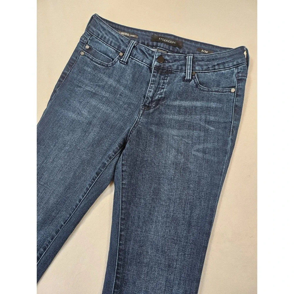 Liverpool Astrid Crop‎ Jeans Dark Wash Size 2/26 Cuffed Denim Minimalist Coastal